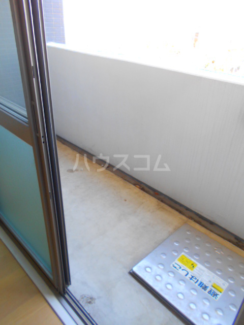 20/30 バルコニー