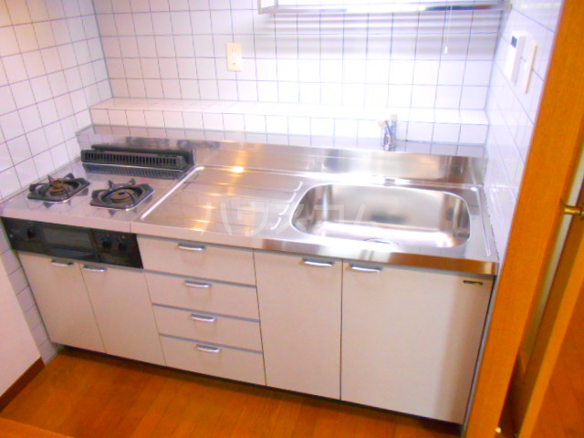 13/27 キッチン