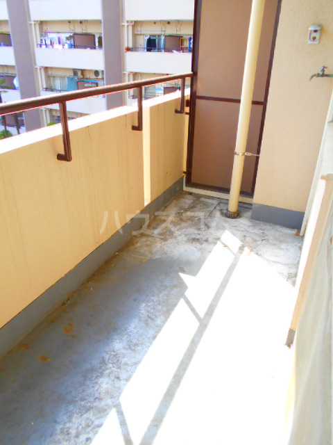 20/30 バルコニー