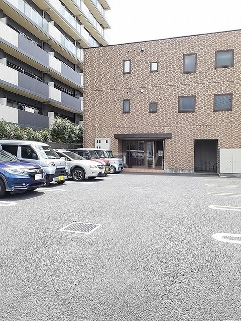 19/27 駐車場