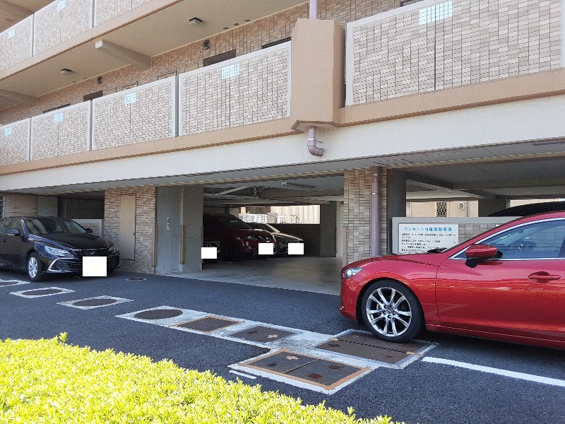 25/25 駐車場