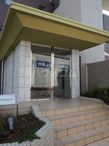 17/28 エントランス