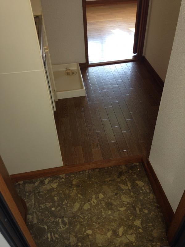 14/23 エントランス