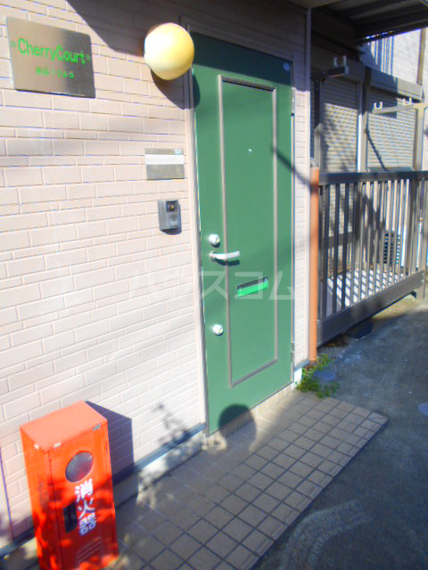 23/24 エントランス