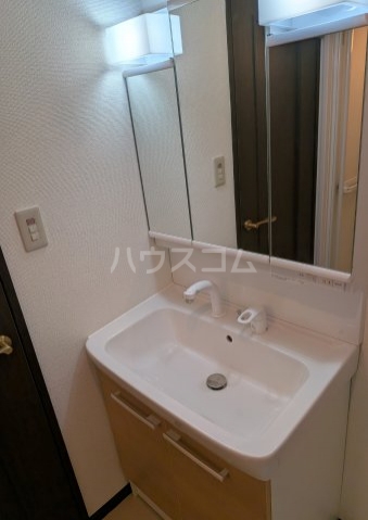 13/30 洗面