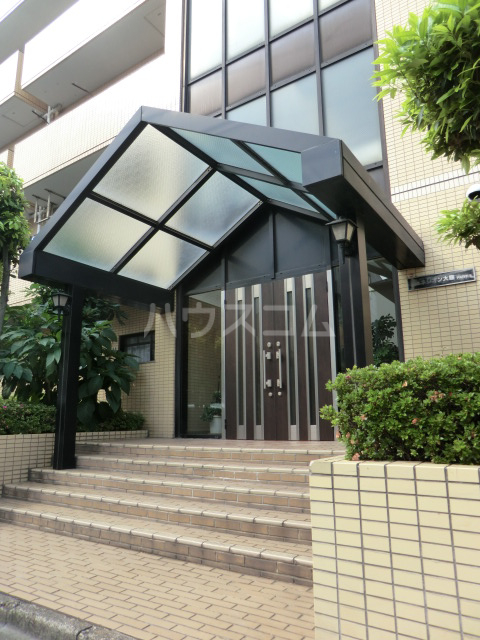 2/11 エントランス