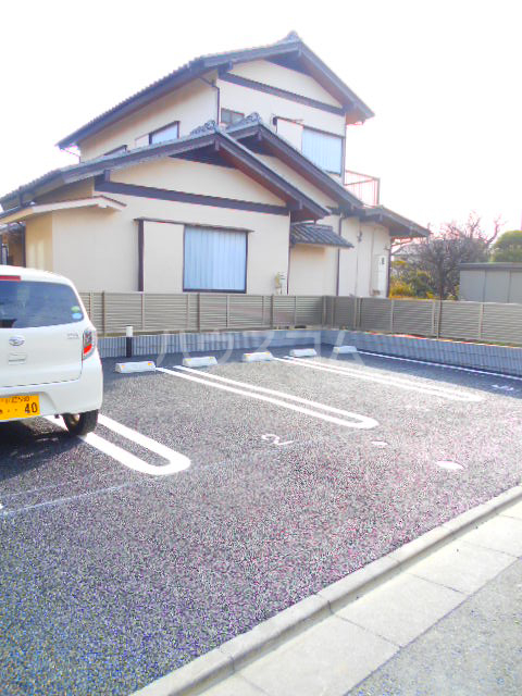 20/27 駐車場