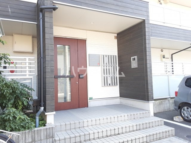 14/19 エントランス