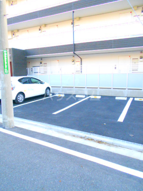3/7 駐車場
