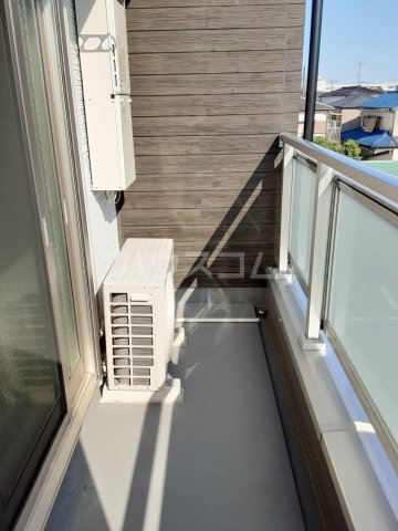 19/30 バルコニー