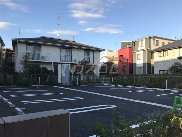 4/10 駐車場