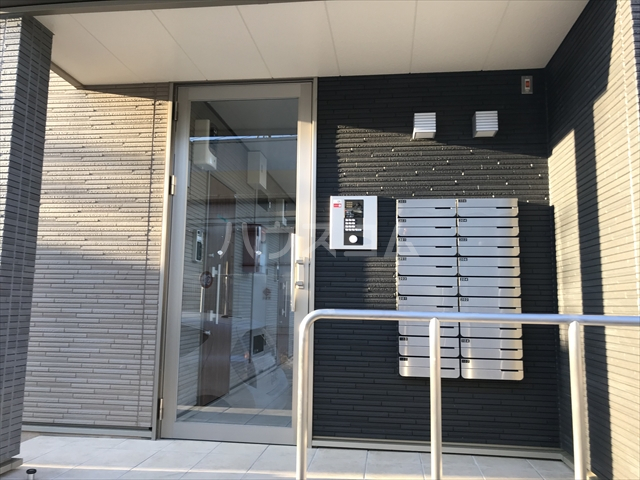 3/10 エントランス