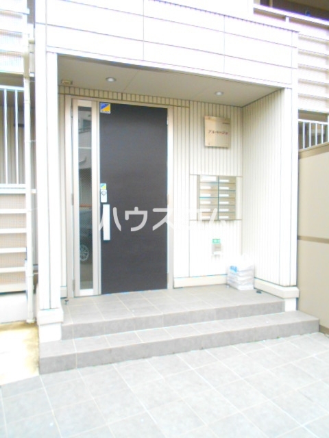 14/20 エントランス