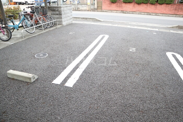17/23 駐車場