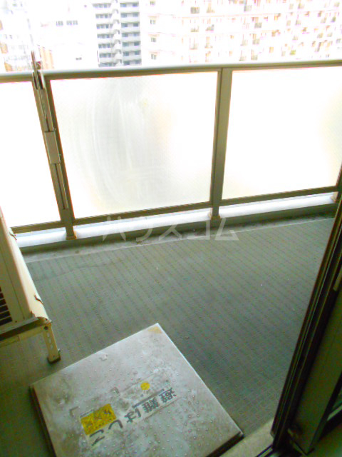 19/30 バルコニー