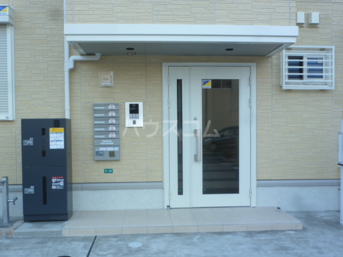 17/24 エントランス