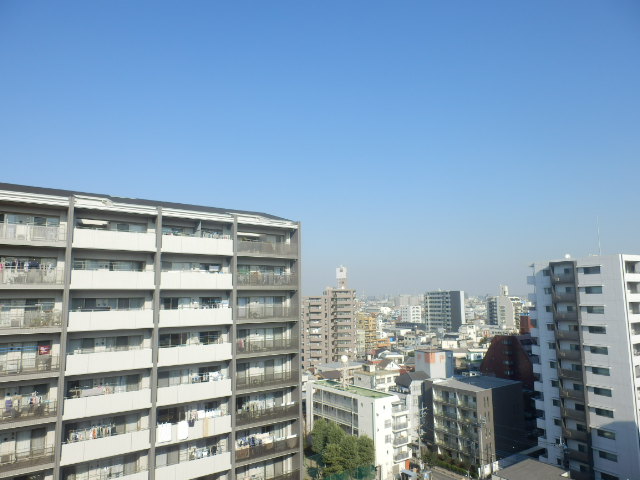 13/30 バルコニー