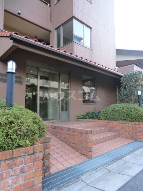 22/30 エントランス