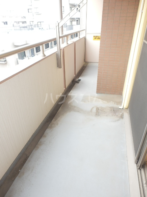 17/30 バルコニー