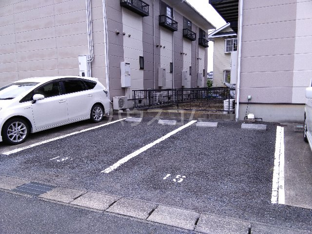 17/25 駐車場