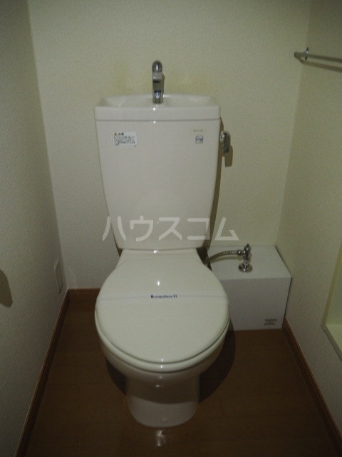 13/30 トイレ