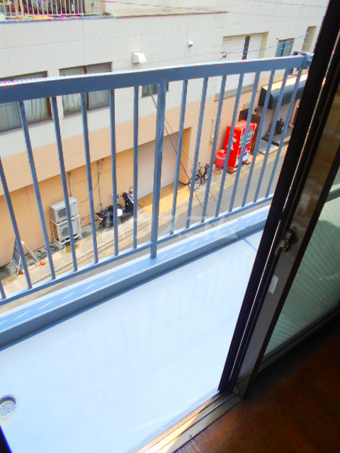 19/30 バルコニー