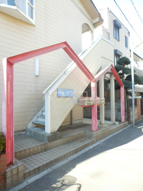 20/29 エントランス