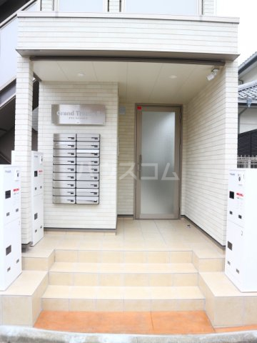 3/6 エントランス