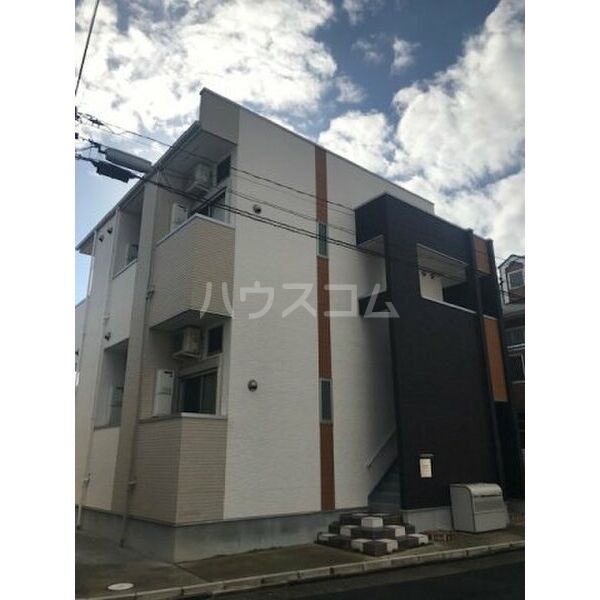 14/21 エントランス