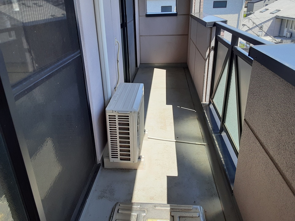 23/30 バルコニー