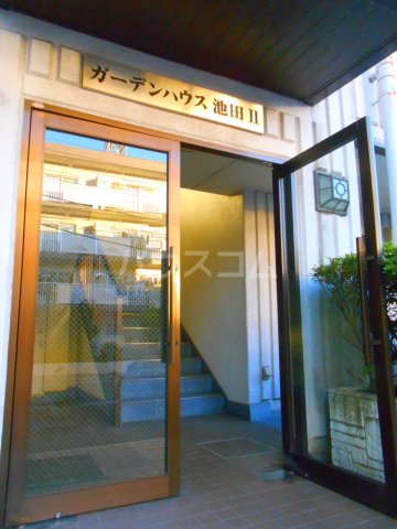 29/30 エントランス