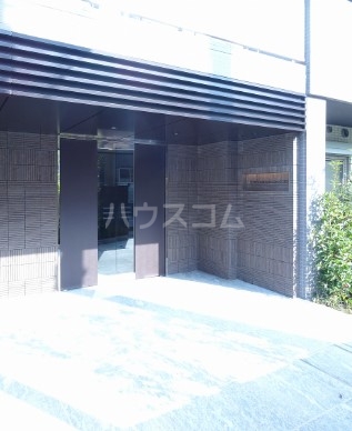 14/23 エントランス