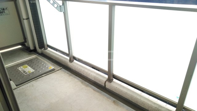 21/30 バルコニー