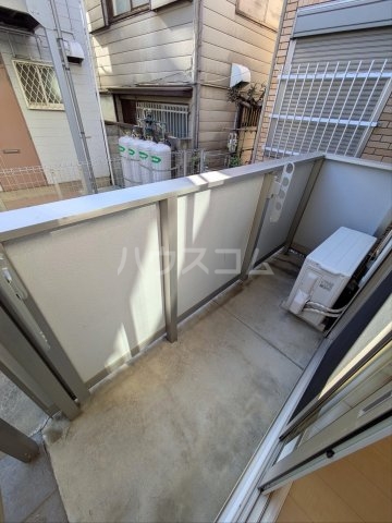 16/23 バルコニー