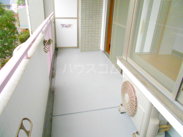 19/28 バルコニー