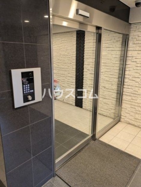 15/25 エントランス