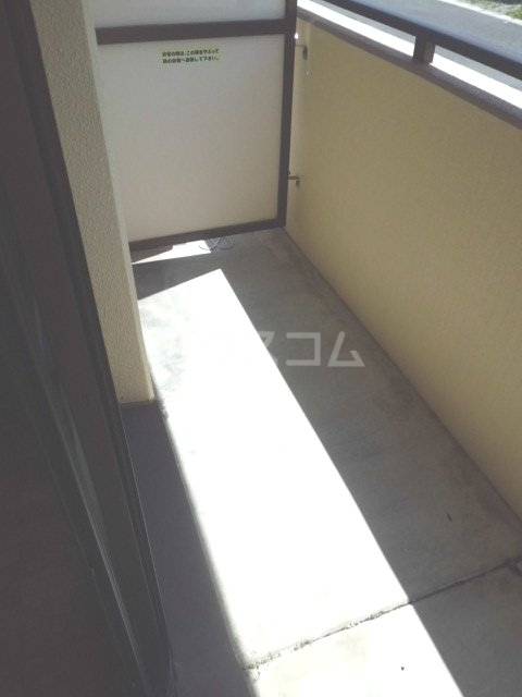 19/29 バルコニー