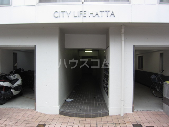 22/30 エントランス