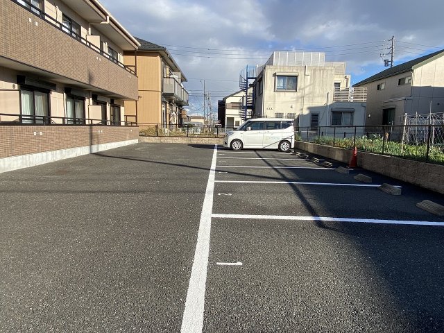 22/30 駐車場