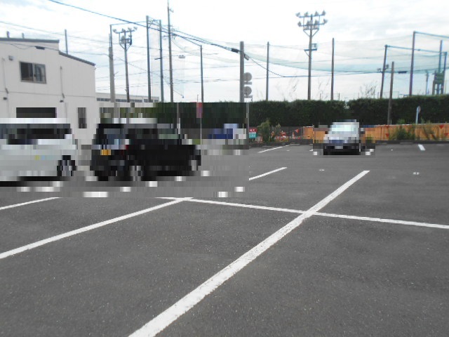22/29 駐車場