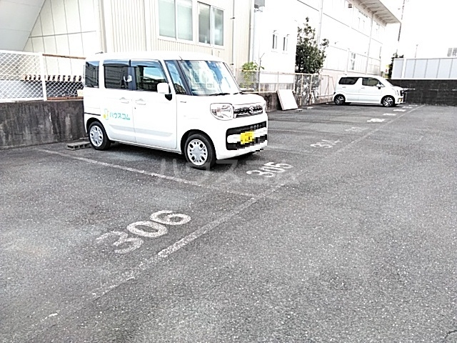 29/30 駐車場