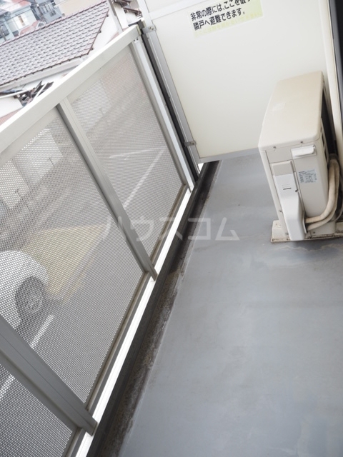 19/30 バルコニー