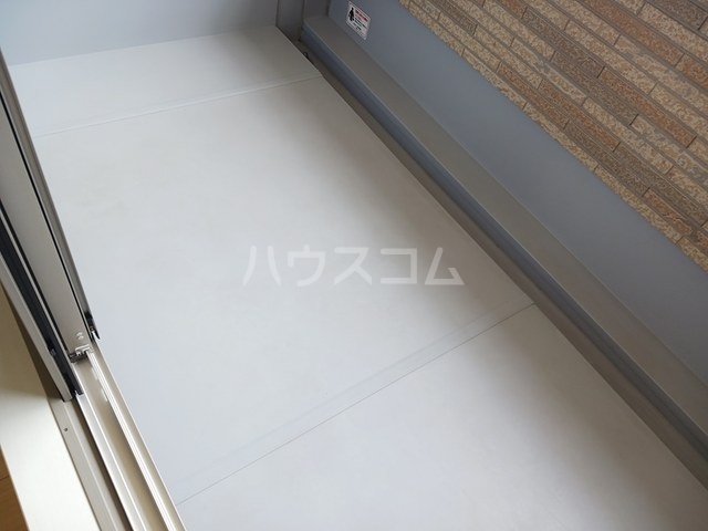 19/30 バルコニー