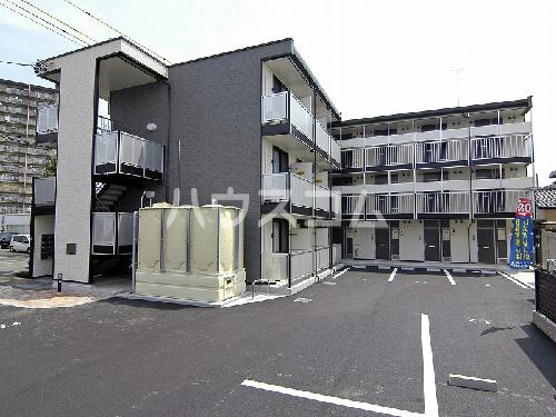 16/16 駐車場