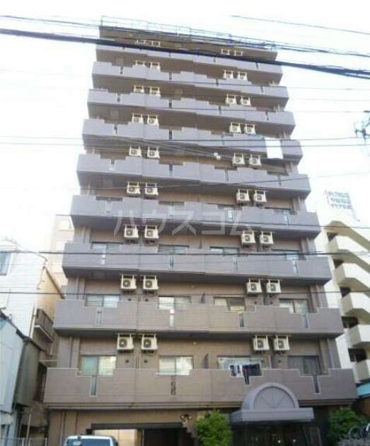 18/22 エントランス