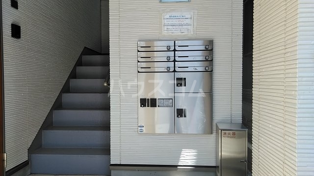 21/25 エントランス