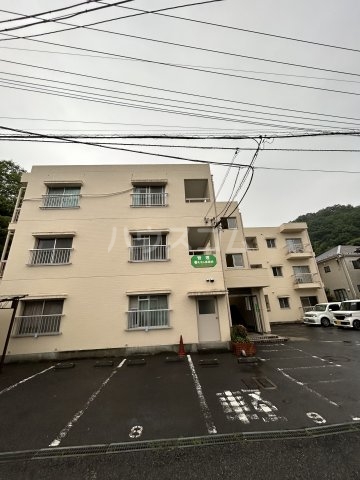 20/30 エントランス