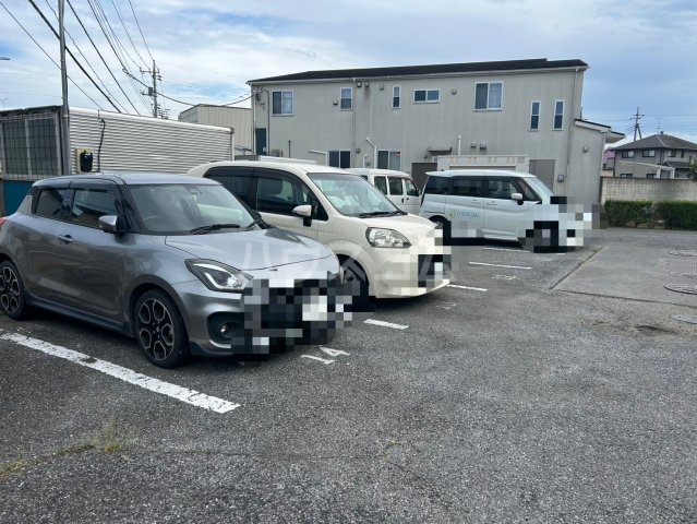 3/5 駐車場