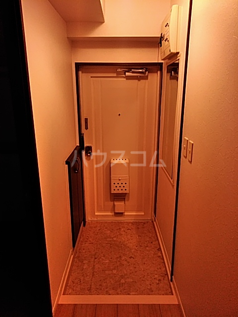 13/30 玄関