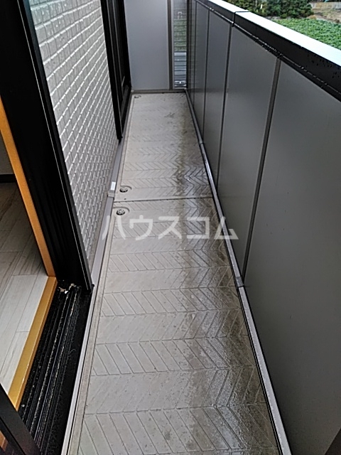 16/23 バルコニー